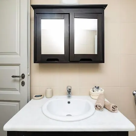 Villa Dolphin Estate 1868 *