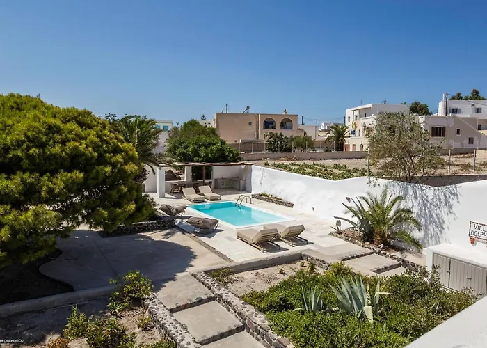 Dolphin Estate 1868 메갈로호리